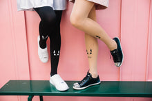 Load image into Gallery viewer, Zohara "Nice Kitty" White Print Tights