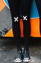 Load image into Gallery viewer, Zohara "Kiss And Tell" Light Grey Print Tights