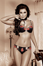 Load image into Gallery viewer, Roza Natali Black Thong

