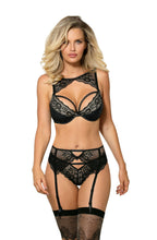 Load image into Gallery viewer, Roza Kena Black Push Up Bra
